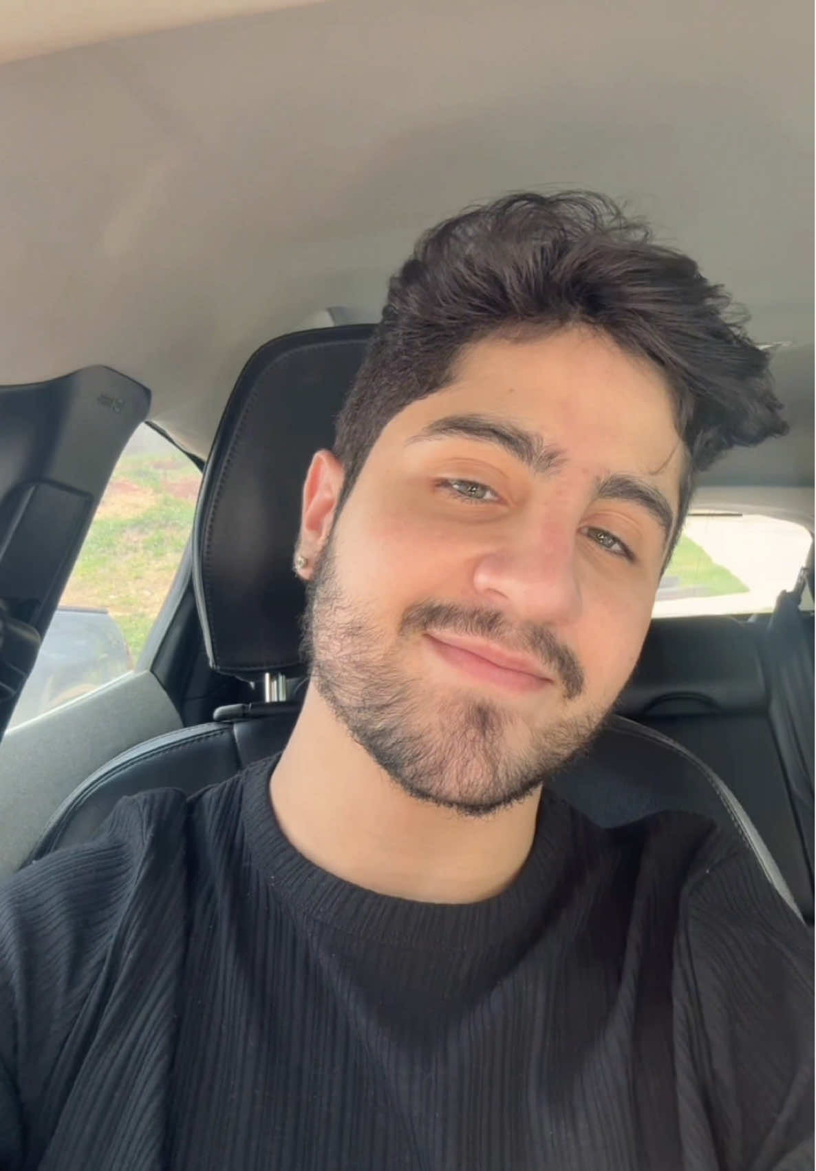 A história da música na minha vida 🧳❤️ #portrásdamúsica #sertanejo #músicanova #mala 