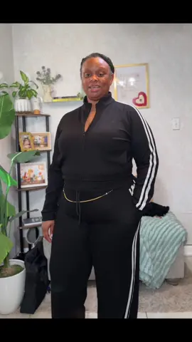 You can’t go wrong with a two piece set from @Halara #halara #plussize #fashion #twopieceset 