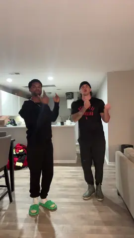 Draft night Johnny Manziel @Ron Franklin Jr #bananaball #savannahbananas #firefighters 