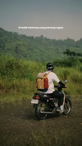 Motoran = Melamun & nyari solusi #ayahhebat #suzukirc80 #2strokeindonesia #2strokelovers #motortua 