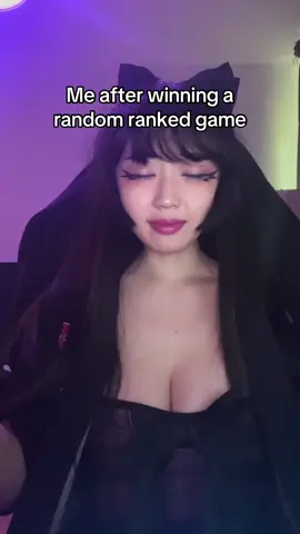 aura farming…🐐#gamingtiktok #leagueoflegends #GamerGirl #esport  #faker