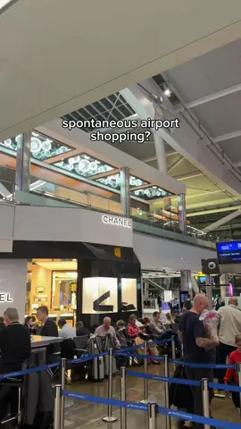 anyone else shop at the airport? #chanel #shopping #airportshopping 