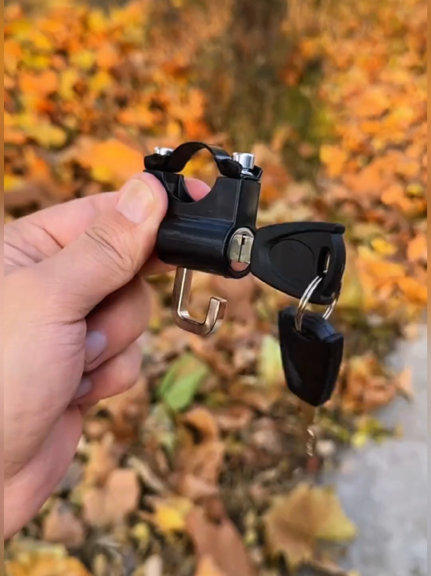 For those riding electric bikes with helmets, it's essential to have a helmet safety lock. #HelmetLock #ElectricBikeHelmetLock #ElectricBike #RidingEssentials#fyp 