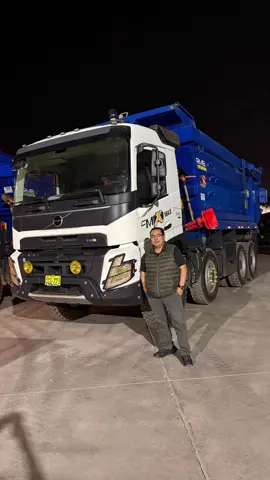 #volvotrucks FMX540 #akmventadecamiones #transporte #mineria #construccion 