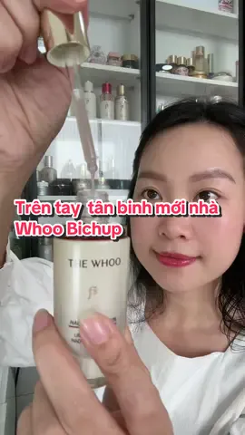 Đây là một tân binh mới nhất nhà Whoo Bichup, ẻm khác hoàn toàn trước giờ luôn đó, chất lỏng nhẹ thấm nhanh nhưng thành phần công nghệ thì không hề 