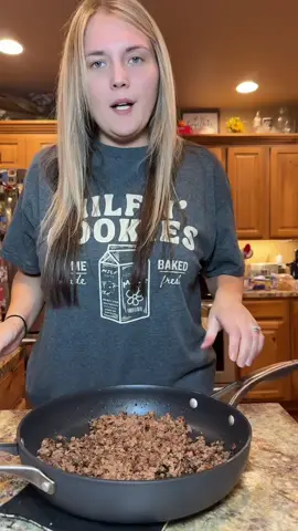 Goulash 🤌 #goulash #Recipe #cookwithme #husbandwife 