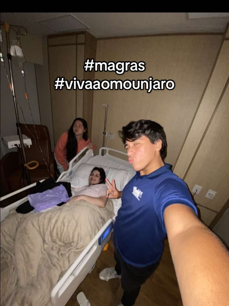 Mas amiga? Todo dia cê ta mal? #mounjaro #fyp #humor 