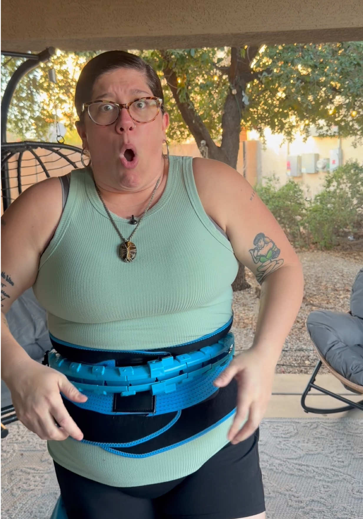 If you have ever wanted to try the infinity hoop, now is the time! ##infinityhoop##homeworkout