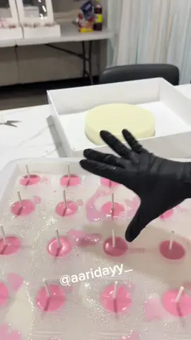 Unos de mis días cortos 🫣 #postres#gelapaletas#gelapaletaspersonalisadas#churros#churroscaseros#piñatas#piñataspersonalizadas#piñatascreativas#reposteria#imagengrandes#partyprops#partydecor#trabajosbonitos#mamaemprendedora#emprendimiento#atlanta#atlantageorgia 