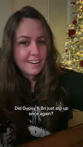 #greenscreenvideo #greenscreen shoutout to @Megan for the audio #justiceforclauddine #gypsyrose #truecrime 