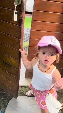 Rewel minta ke pantai guysss