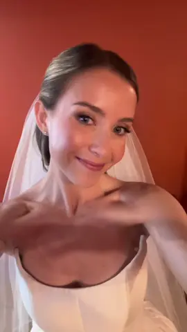 wedding glam HITS DIFF #bride #weddingglam #bridalglam #weddingday 