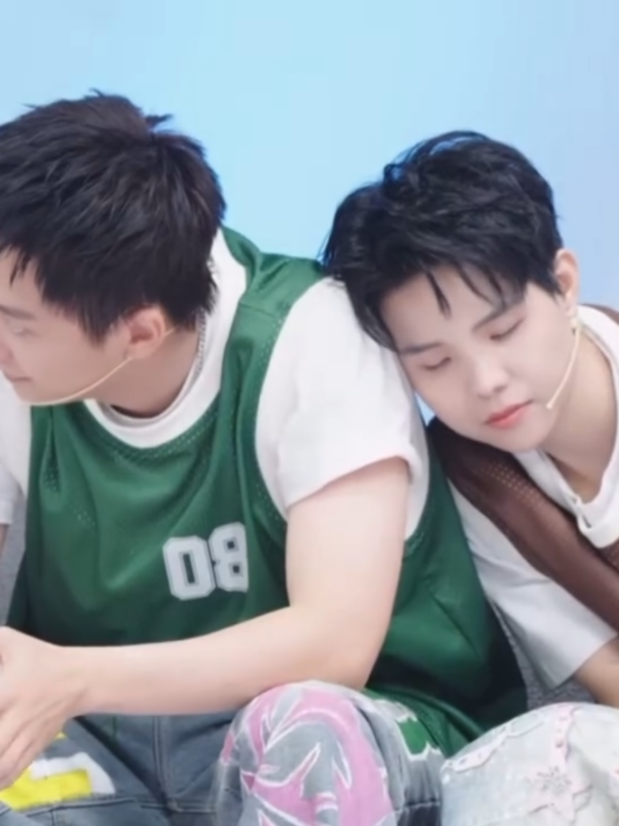 Tui lụy HNCT, Vũ Cát Tường thực sự là em bé của anh Ngô Kiến Huy và anh Karik. Tui iu gia đình này #VuCatTuong #Karik #NgoKienHuy  #anhtraisayhi2025