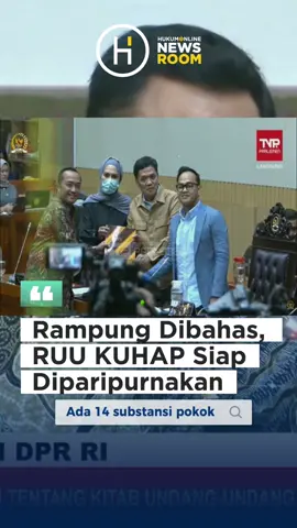 Rampung sudah pembahasan Rancangan Undang-Undang tentang Perubahan atas UU No.8 Tahun 1981 tentang Hukum Acara Pidana (RUU KUHAP) yang dilakukan DPR dan pemerintah. Seluruh fraksi partai di Komisi III DPR sepakat memboyong RUU KUHAP dalam rapat paripurna terdekat. Ketua Komisi III, Habiburokhman mengatakan RUU KUHAP memastikan setiap individu yang terlibat dalam proses hukum pidana seperti tersangka dan korban mendapat perlakuan yang adil dan setara. Dia menjelaskan RUU KUHAP mencermati perkembangan hukum nasional dan internasional. Mengusung nilai-nilai yang tercantum dalam UU No.1 Tahun 2023 tentang Kitab Undang-Undang Hukum Pidana (KUHP Nasional) seperti restoratif, rehabilitatif, dan restitusi. Pembagian peran secara proporsional penyidik, penuntut umum, hakim, advokat dan pemasyarakatan agar profesional. “Penguatan hak-hak tersangka, terpidana, korban, sanksi, bantuan hukum, pendampingan advokat, perlindungan dari ancaman intimidasi. Penguatan peran advokat mencakup pendampingan advokat kepada tersangka dan terdakwa di setiap tahap pemeriksaan,” ujarnya dalam rapat kerja pengambilan keputusan tingkat I RUU KUHAP, Kamis (13/11/2025). Anggota Komisi III DPR dari Fraksi Gerindra, Bimantoro Wiyono, menjabarkan 14 substansi pokok RUU KUHAP. Simak dalam video berikut. #dprri #RUUKUHAP #hukum #advokat #polri