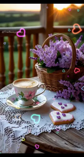 #CapCut✨️🍁🌷☕️💖🥀🌹🍀 #buenosdiasmundo✨️🌍🌈🤍🌞  #felizviernesparatodos🌹🍃🌷 #gracias_a_Dios_por_todo #tusbendicionessoninfinitas🙏❤️ #CapCut 