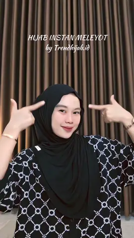 Saking kecintaannyaaa sama bergo instan meleyot dari @trendhijab_id sampe borong lagi hehee🫶 #hijabinstan  #hijabinstanmeleyot 