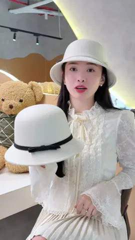 Mũ dạ tiểu thư màu kem phom #hienthichphukien 