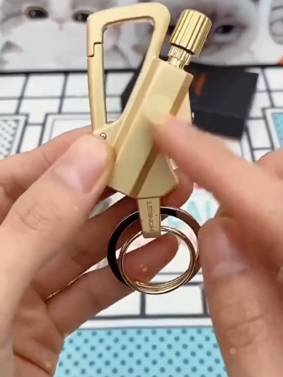 Ready pemantik elektrik gantungan kunci buruan chekout sebelum kehabisan#pemantik#fyppppppppppppppppppppppp  #promoterbatas🔥  #murahmeriah  #setokterbatas 