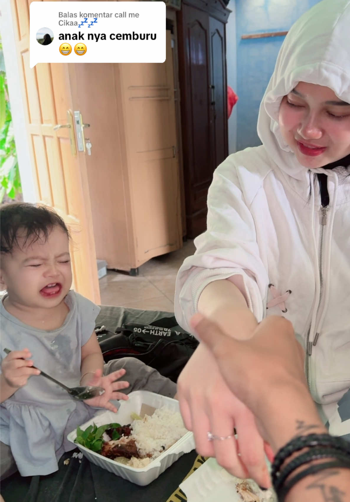 Membalas @call me Cikaa💤💤 Wah ini type” kalo udah sayang sayang banget si😍 #dyencharizky 