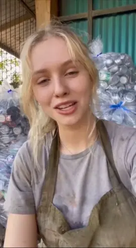 Gente eu estou tentando vender meu livro, quem tiver interesse me chama, eu envio no WhatsApp ❤️❤️❤️#ia #ai #pravoce #engracado #pegadinha 