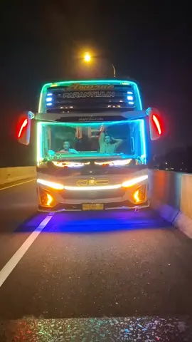 gapernah gagal bikinan wa @waalex @SinyoNatsuyaki #doelsumbang #fyp  'SELEBRITIS BANDUNG'