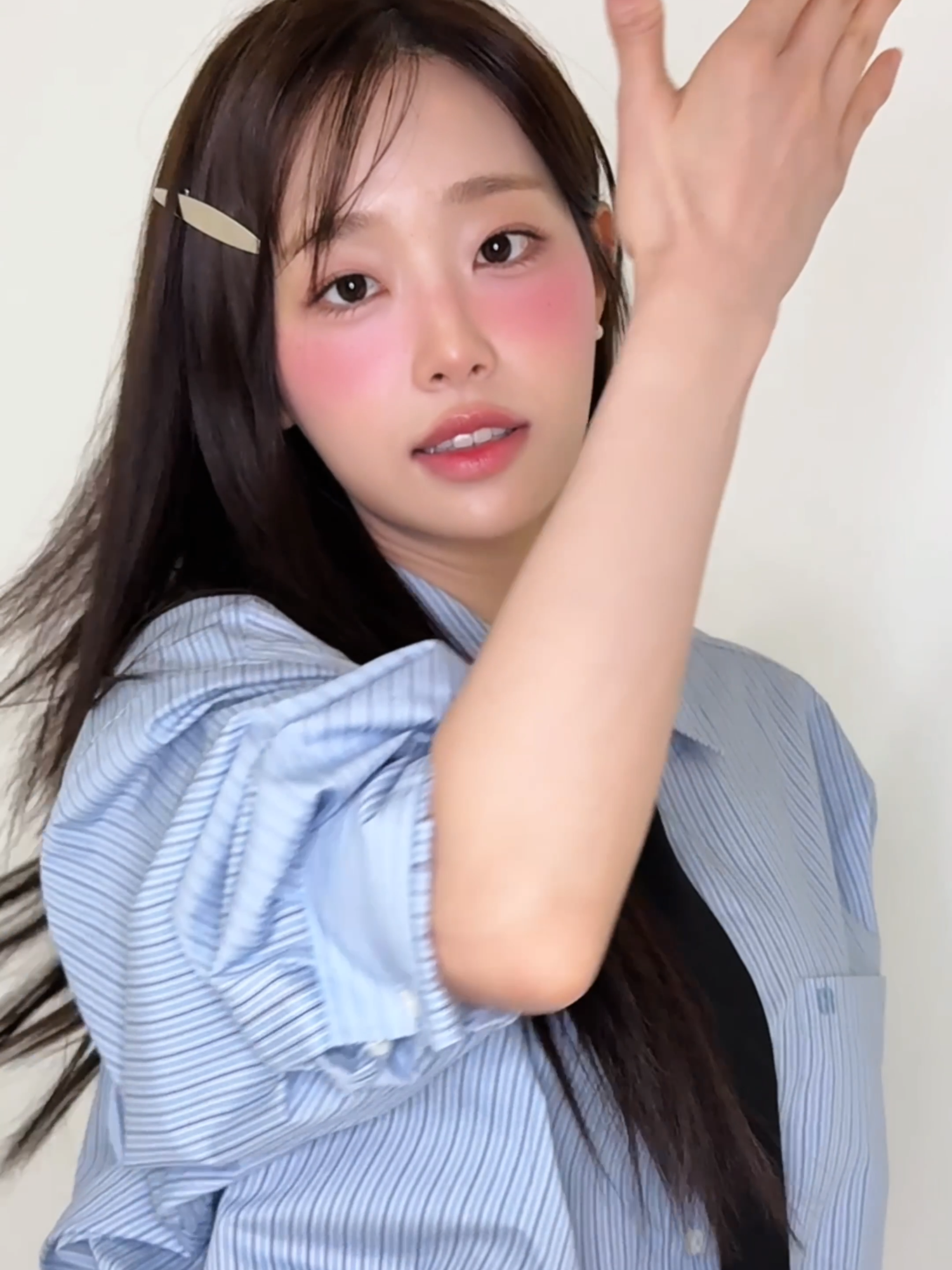 🗂️CHUU 2026 SEASON'S GREETINGS <CHUUTORIAL> 📌 판매기간 : ~ 11월 30일(일) 23:59(KST) 📌 판매처 : 뮤브, 케이타운포유 #CHUU #츄