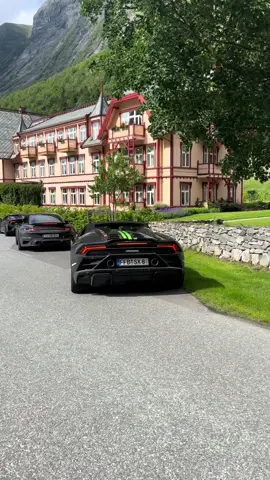 Mountain terrain in norway🇳🇴 #viral#edit #fy #cars #norway 