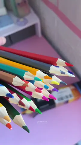 Oily Art Colored Pencil #coloredpencil #pencil #color #art #fyp 