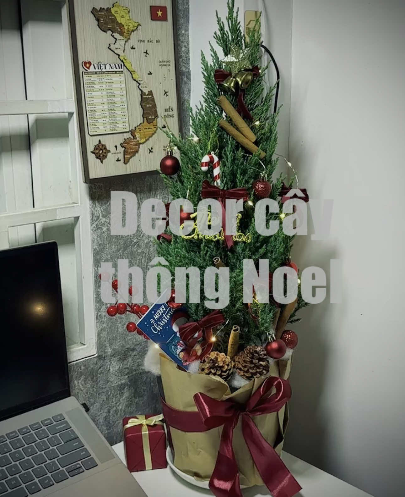 J mà đăng có 1 vid mà đánh gậy 2 lần =))))))#tro #xh #CapCut #viral #noel 