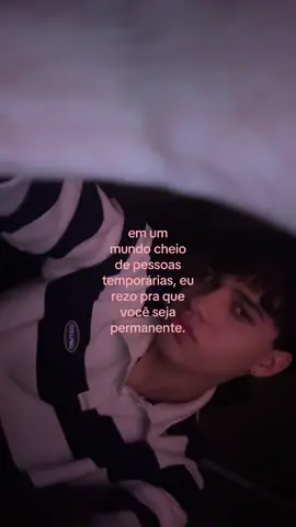 oh meu deus o tata ta carente gnt, alg ajuda kkk