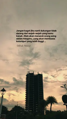 Mbah Moen #mbahmoen #andalusia #andalucia #kutipan #metropole 