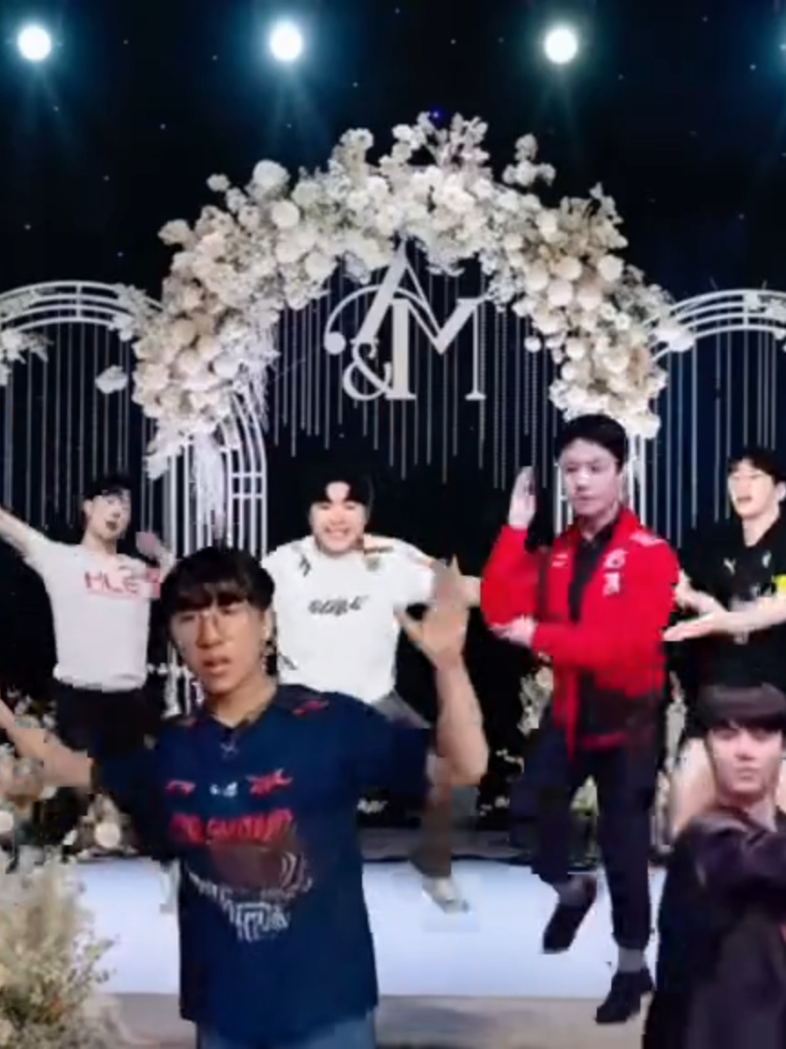 Cười vỡ bụng ... #faker #t1 #t1win #lienminhhuyenthoai #xuhuongtiktok #xuhuong #t1vodichcktg2025