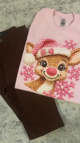 @Bailey Made Tees & Boutique #faux #crewneck #christmas #sweatshirt #reindeer #pink #christmasootd #fashiontiktok 