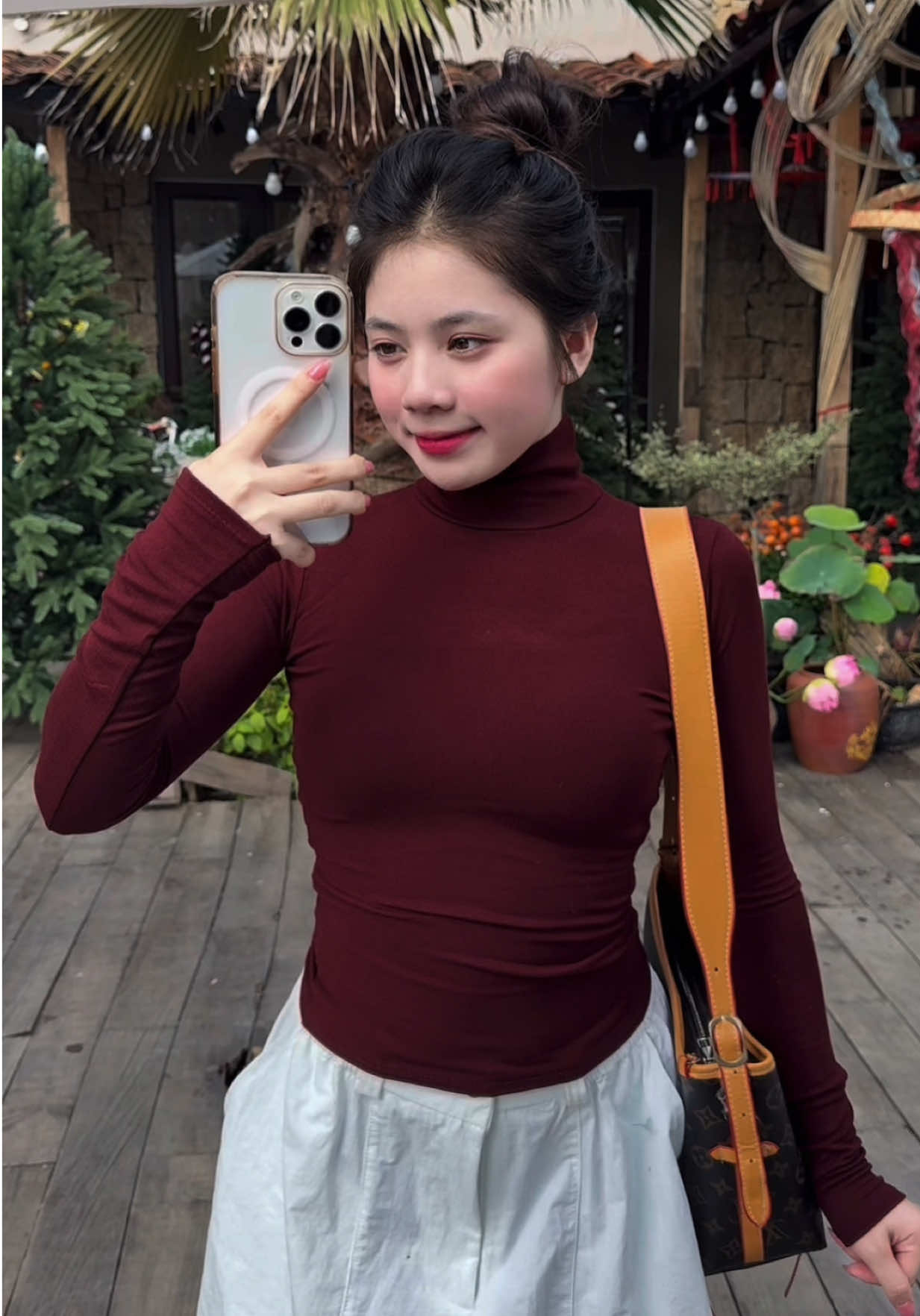 Đỏ mận cứ là hot