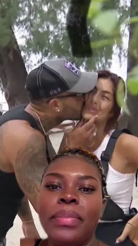 #labataillelamaledictiondelile #tvrealite #vivian #cynthia 