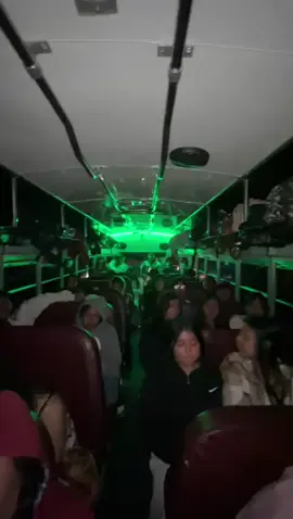 Hoy fue un día inolvidable  #promo2025 #estudiantes #INEB #Xetulul #fyp