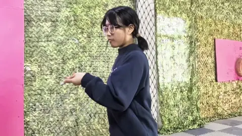 #防身術 #暗器 #飞刀 #实战训练 #功夫女孩 #章可依 