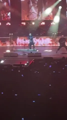 #motionlessinwhiteband 