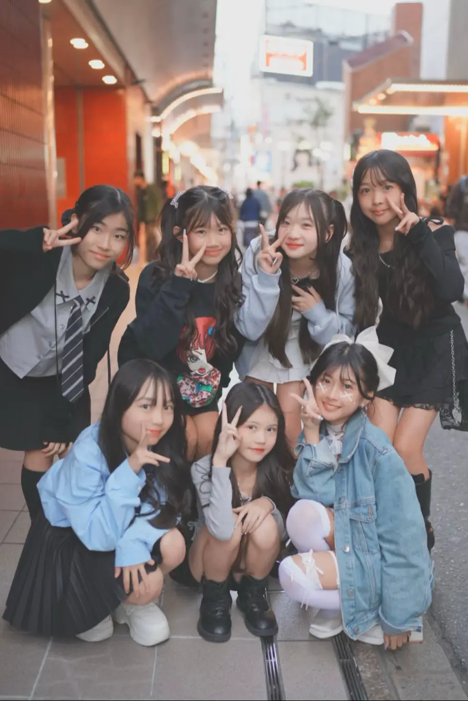 ⁡JAPAN MODELSで 念願の みよっしーさんに はじめて会えたよ👼🏻🤍🫧 優しくて温かくて話しやすい みよっしーさん✨ 綺麗なお写真ありがとうございます📸 ハッピーセットの4人の動画の最後に 集合写真で真ん中に入れてもらったよ🥹🫶🏻✧︎🍔🍟 みよっしーさんの動画みてね📽🎞𓂃◌𓈒𓐍 #japanmodels #みよっしー #ストリートスナップ  #lilysa #モデル     photo by ⁡@みよっしー / ストリートスナップ📸  ⁡@ジャパンモデルズ  ⁡@みあき🍒🐩  ⁡@💛hannちゃん💛  ⁡@のののてくとく🤍🖤  ⁡@あかり@べびたぴぃず🩷🪽  ⁡@SARA 🐰💕学生ランウェイ 