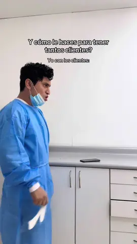 Su odontólogo favorito 😎 en @Oral Dent.Los Olivos #odontologia #baile #humor 