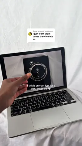 Replying to @uma ꩜ u guys are LOVING THESEEE so go buy it before they sell out! don’t wait!  #flask #bangleflask #festival #melbourne 