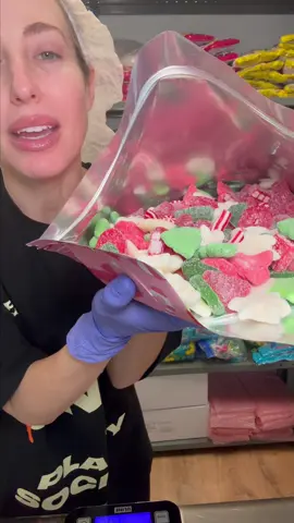 The viral #rubybond holiday themed XL gummy candy bag. Comes in standard size too! Check it all out at our TikTok shop 🍭🍬 We have the sweetest gifts to ship to anyone you need! #candy #candytok #holidaycandy #pinkaesthetic 