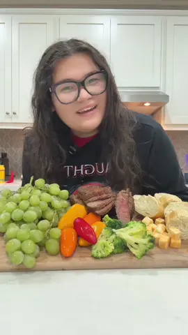 Make A Steak Fondue  Charcuterie Board With Me 🥩🫕💛##fondue##charcuterieboard##cheesefondue##cookwithme##yummy