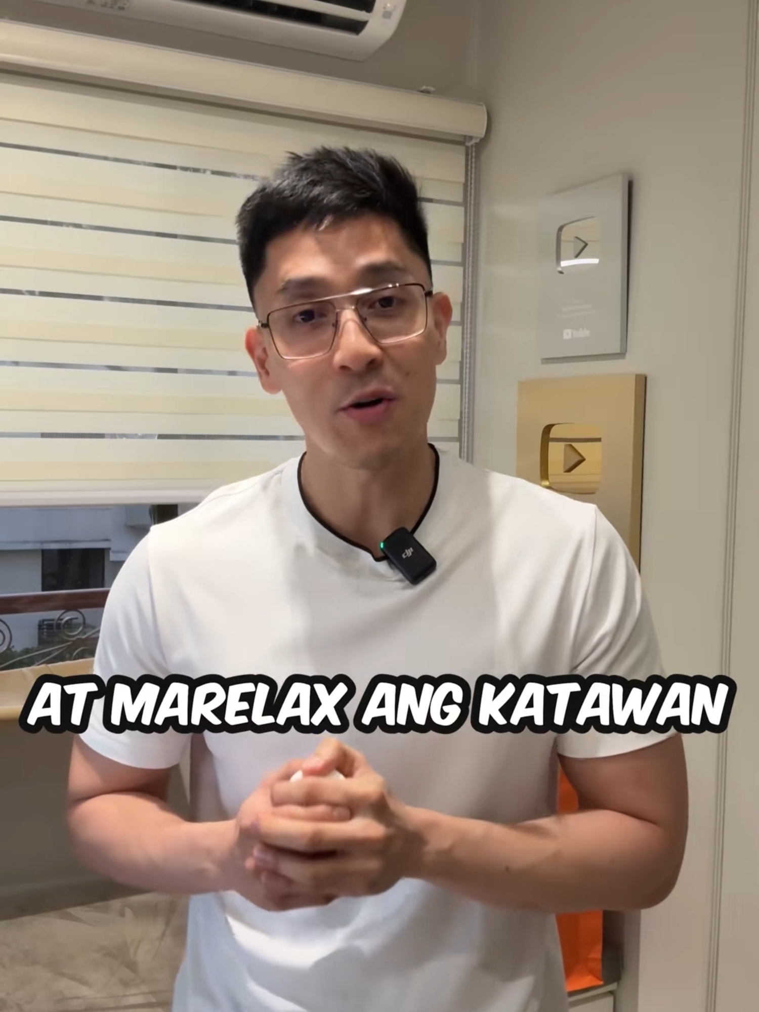 Unsure whether you should take melatonin? Doc Alvin explains what you should know 😊 Leave a comment if you have more questions! 👇🏻 #wellspringph #melatonin #melatoningummies #insomia