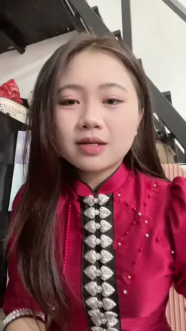 Mi ở ngoài nhìn rõ xinh hơn trong vd á mn 😝#xuhuong #xuhuongtiktok 