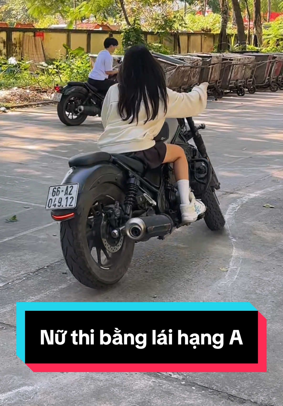 Nữ thi bằng lái xe máy hạng A sẽ như thế nào #anhzaidaylai #thibanglaixe #thibanglaixemay #vongso8 #viral #xuhuong 