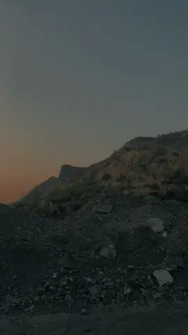 ‎ اگر آپ اس دنیا میں خوشگوار اور مطمئن زندگی جینا چاہتے ہیں تو انسانوں سے نہ جیتیں، انسانوں کے دل جیتیں۔ انسانوں پر نہ ہنسیں، بلکہ انسانوں کے ساتھ ہنسیں۔ 🥀 #fyp #foryoupage 