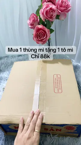 Mua 1 thùng tặng 1 tô mì #review #xuhuong #mihaisanphuchao #miphuchao #mitom  @Tâm Đậm Đà 