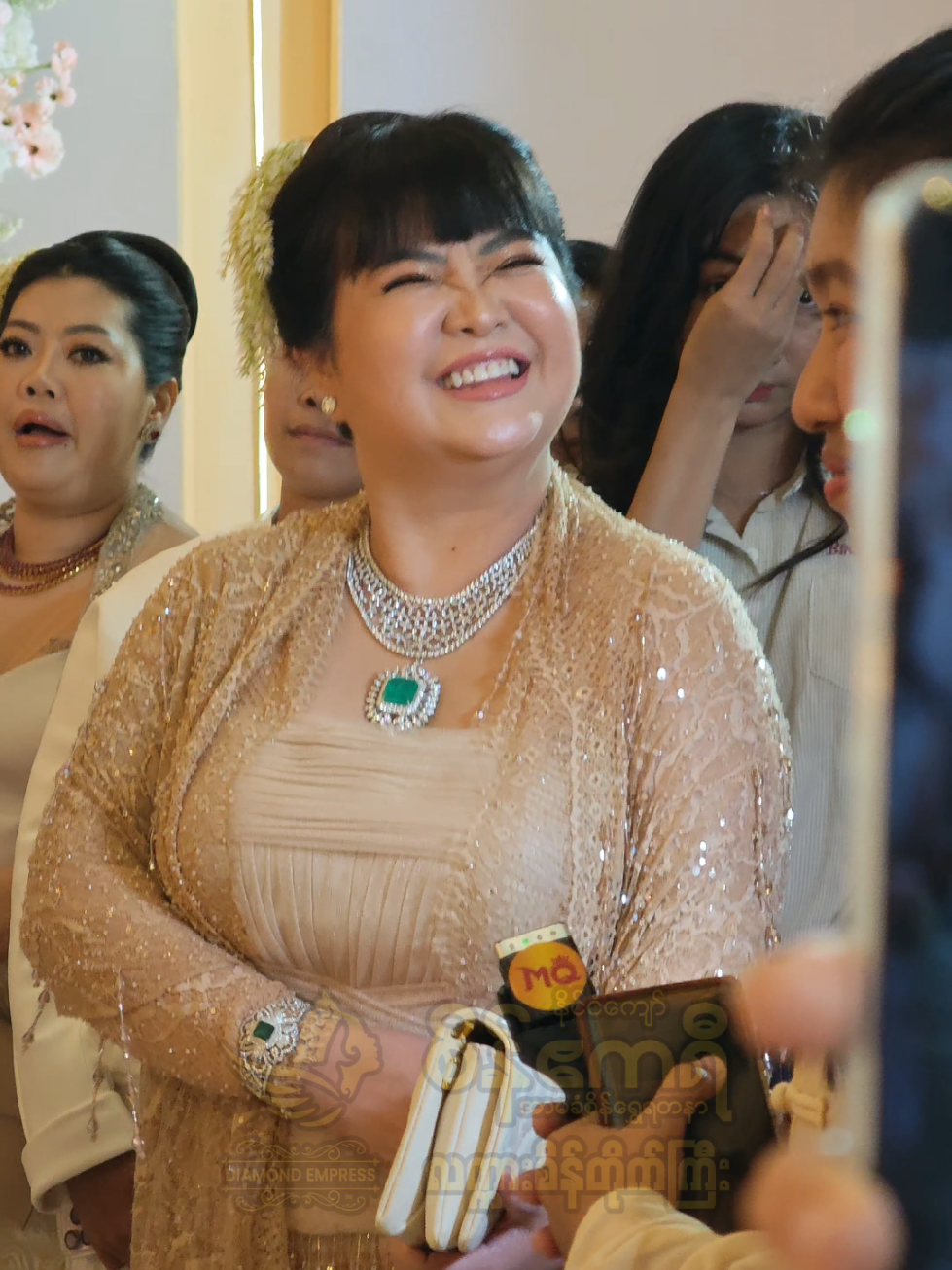 ချစ်စရာလေး #ငယ်ဇင် #စိန်ဧကရီchannel2 #အားကျမှုတစ်သိန်း #fyp #ထက်ထက်မိုးဉီး 