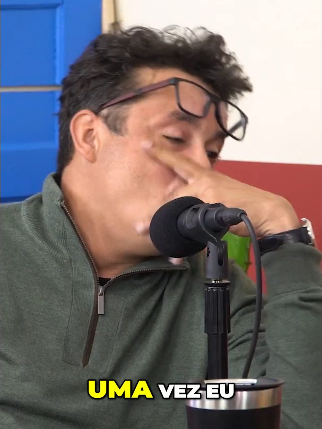 Ceará no Aeroporto_ A História Hilária! A ousadia do cara! 😂 Se não tiver nojo de mim, será que... (melhor nem completar). Essa história do Ceará é demais! #humor #comédia #Ceará #históriasengraçadas #risada